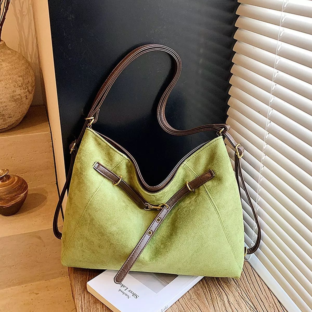 Contrast Straps Shoulder Bag