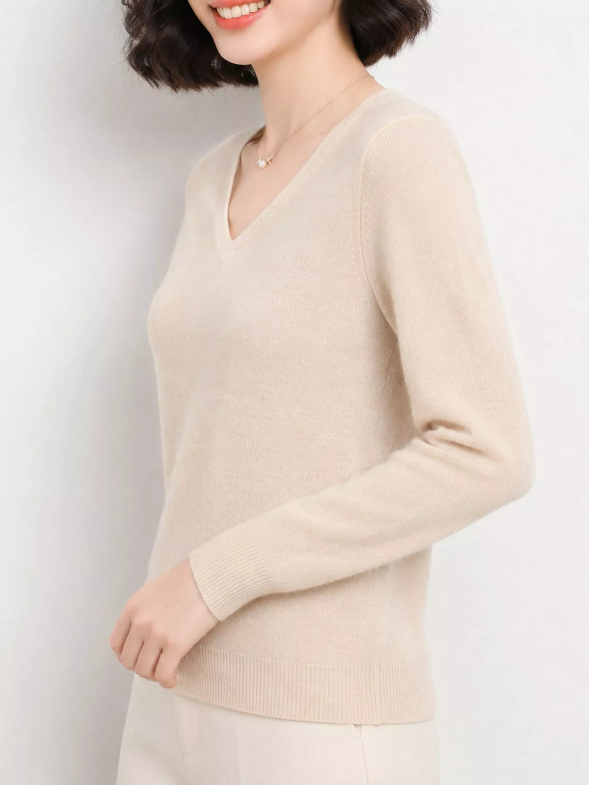 Elegant V-Neck Long Sleeve Soft Knit Top