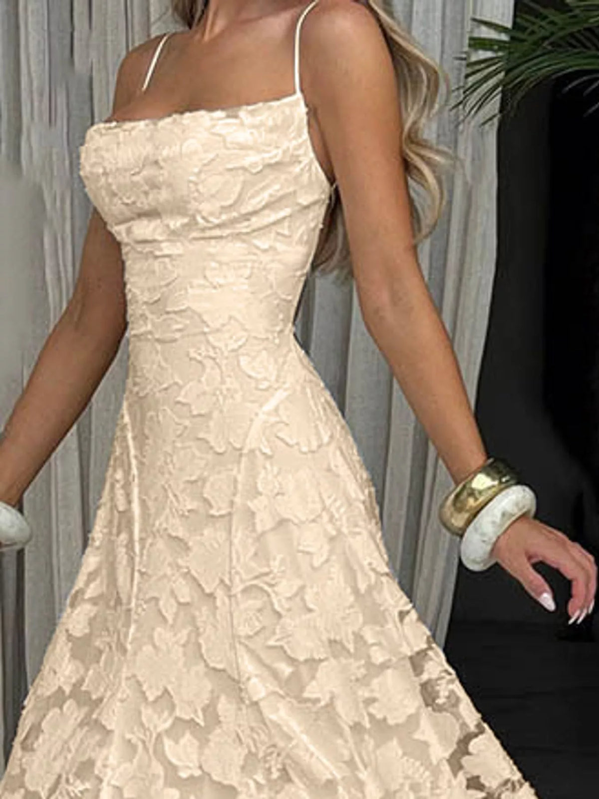 Backless Lace Maxi Dress