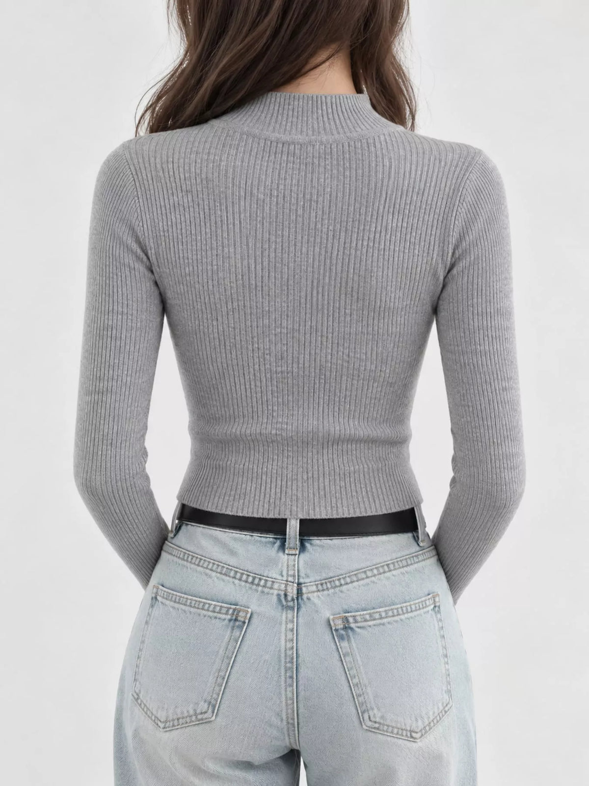 Elegant Slim-Fit Ribbed Mock Neck Knit Top
