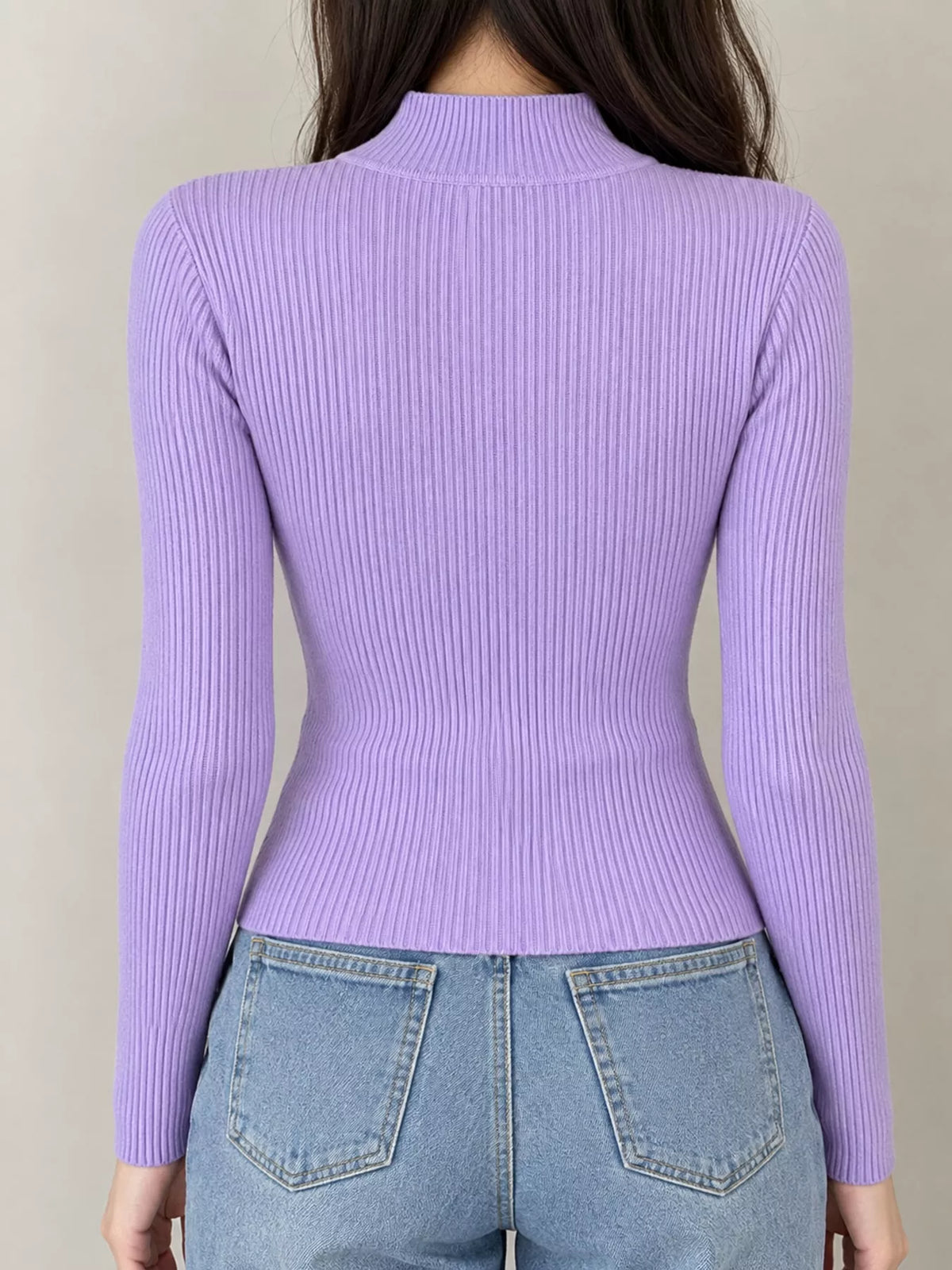 Elegant Slim-Fit Ribbed Mock Neck Knit Top