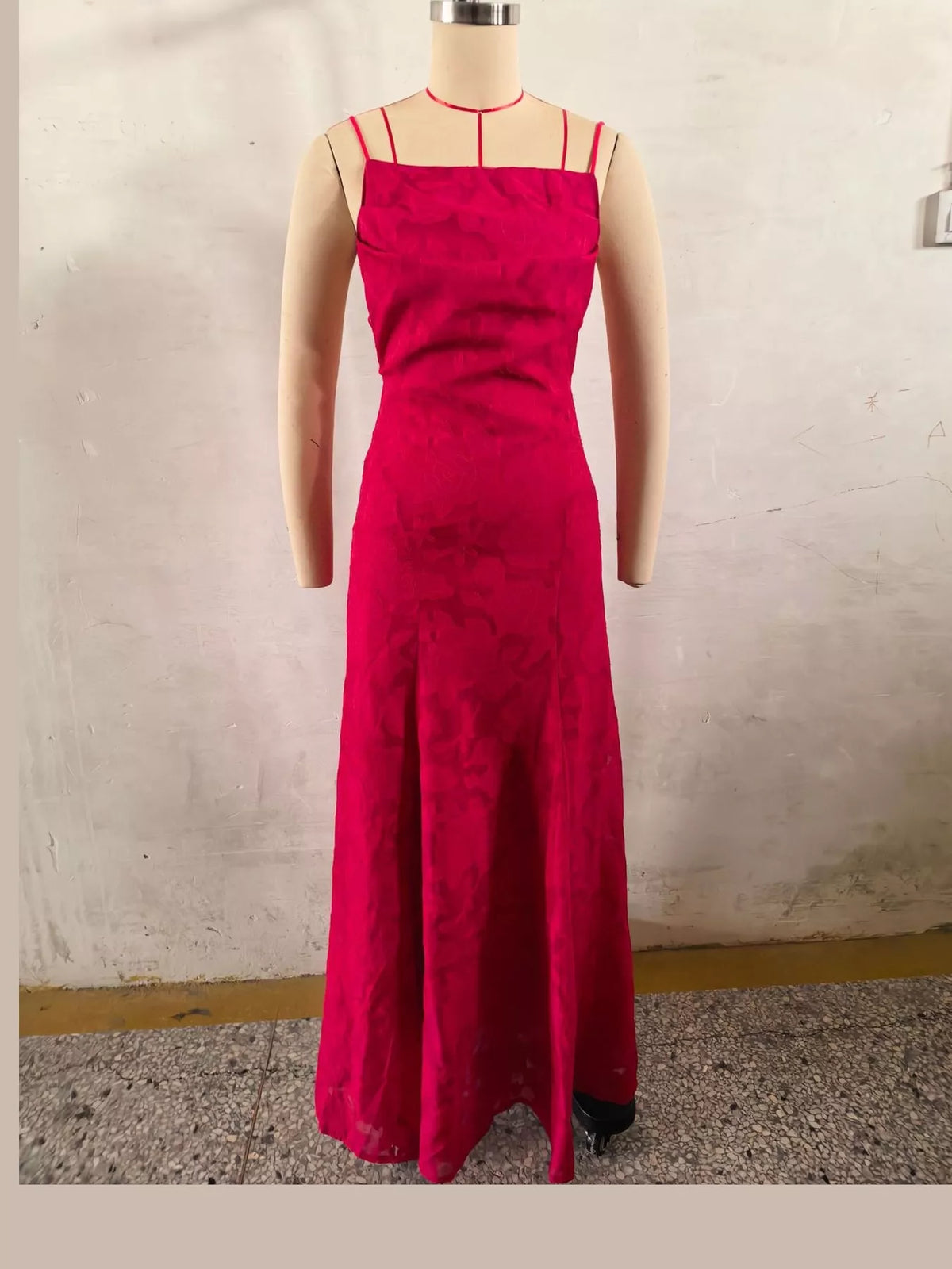 Backless Lace Maxi Dress