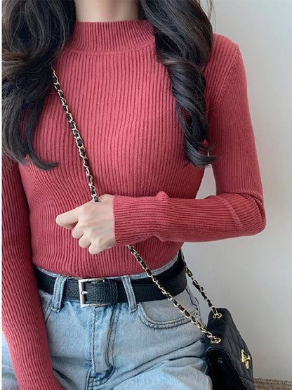 Elegant Slim-Fit Ribbed Mock Neck Knit Top
