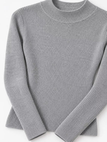 Elegant Slim-Fit Ribbed Mock Neck Knit Top