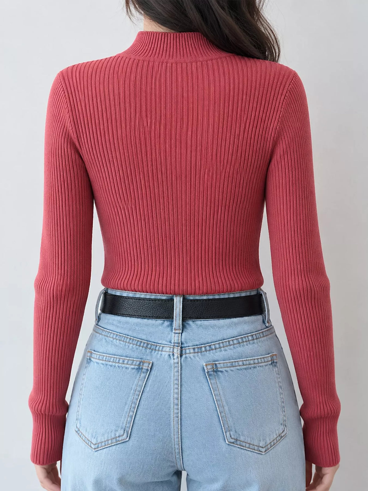 Elegant Slim-Fit Ribbed Mock Neck Knit Top