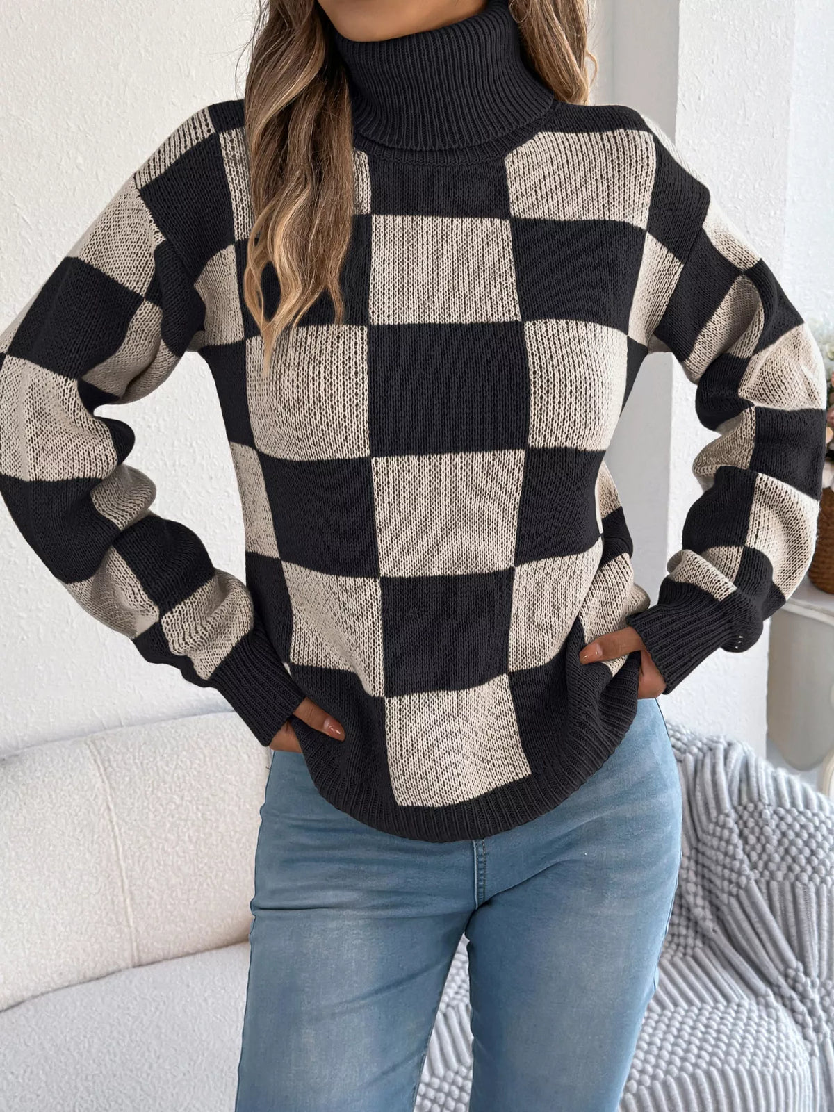 Checkered Turtleneck Long Sleeve Sweater