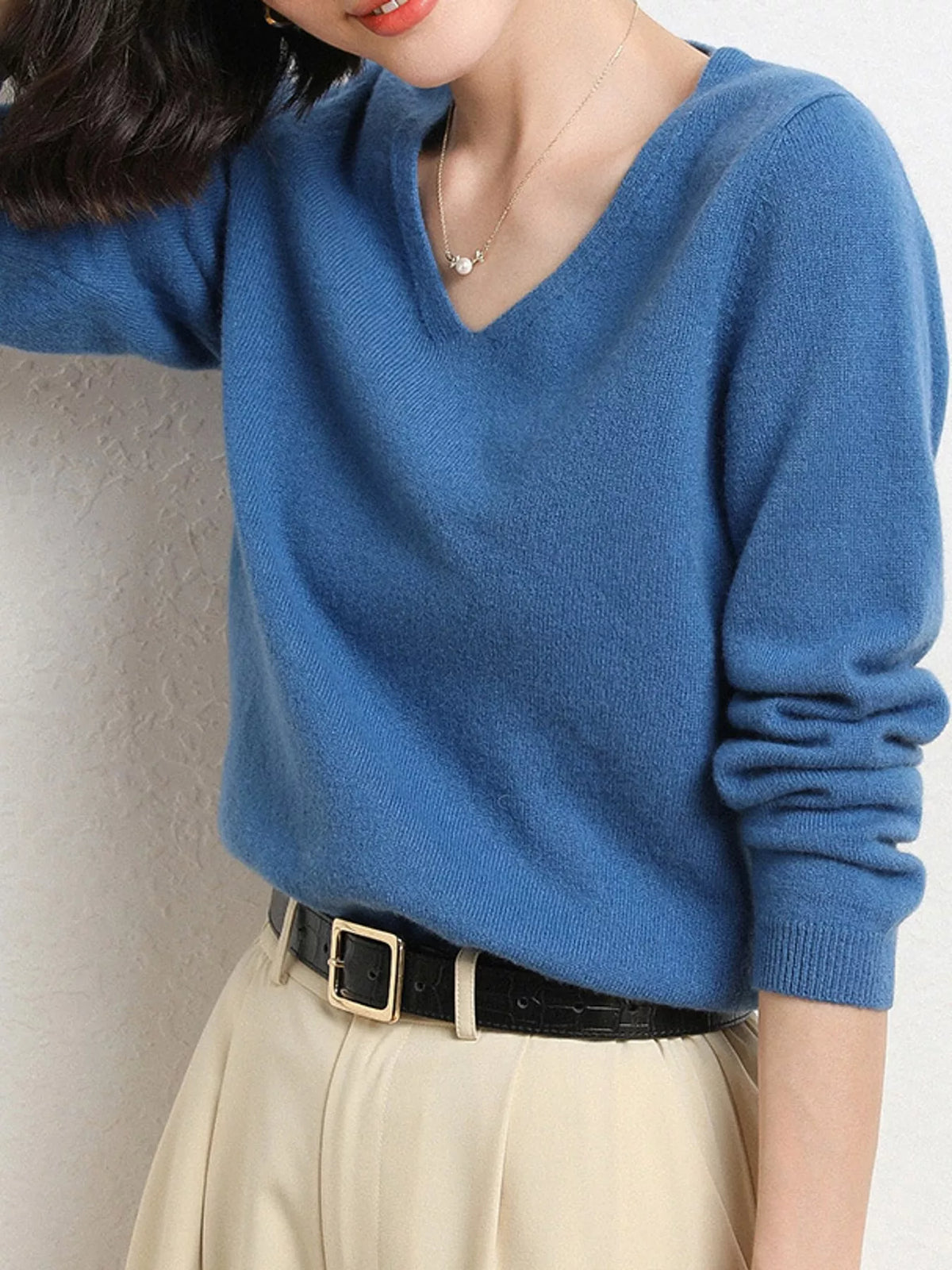 Elegant V-Neck Long Sleeve Soft Knit Top